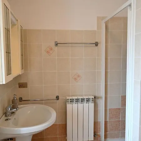 アパート Il Tufo E La Cascata ピティリアーノ